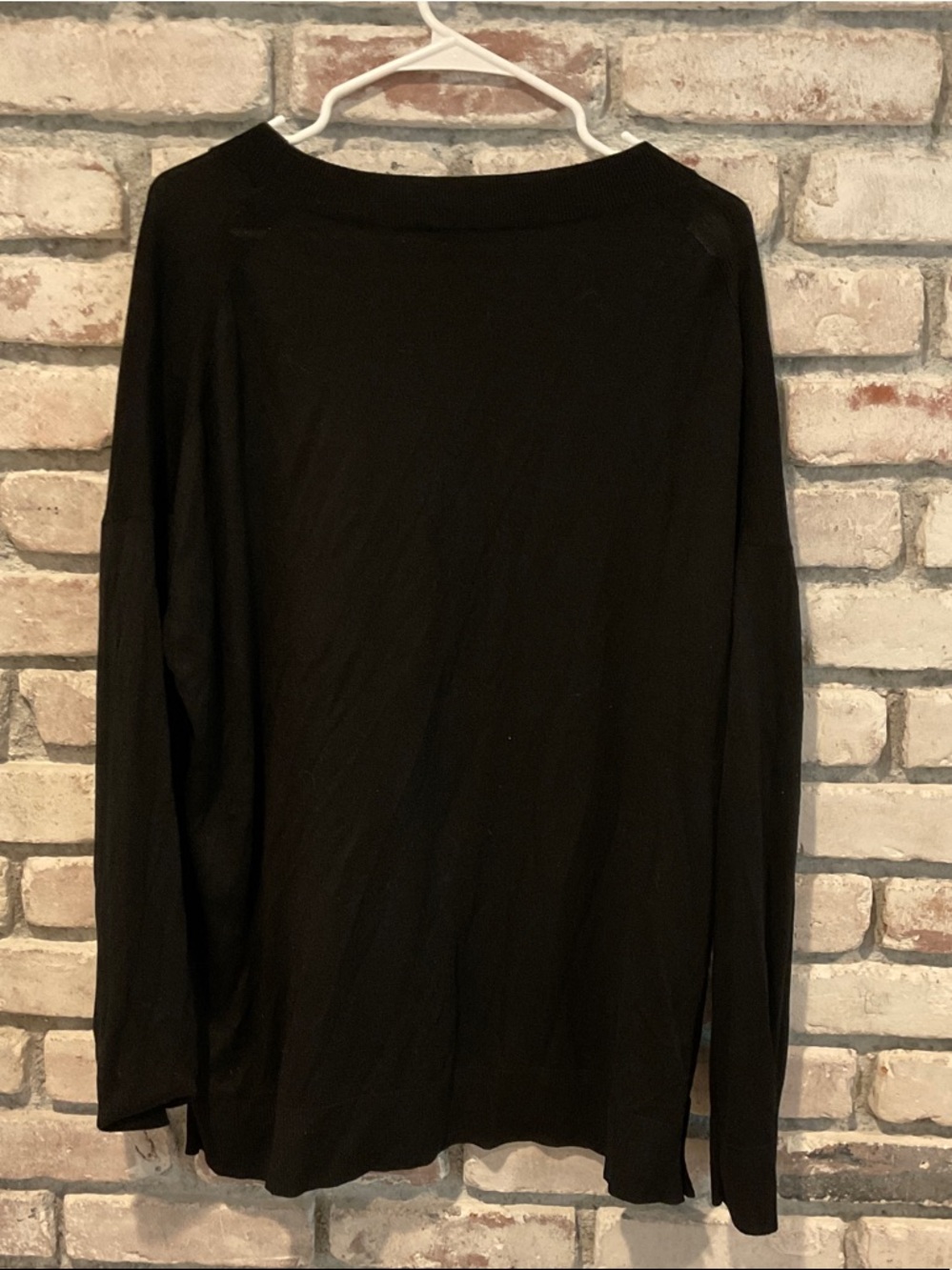 Matty M Black Knit V-Neck Pullover - Picture 3 of 3